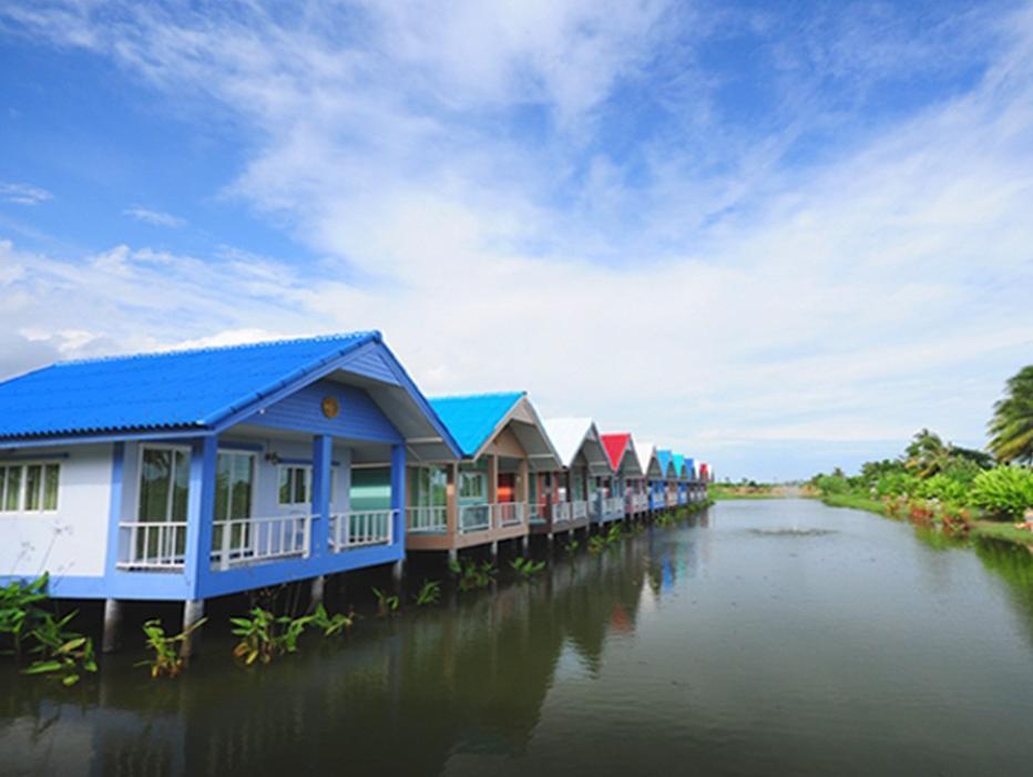 Baan Chay Namm Resort Bangkok Esterno foto